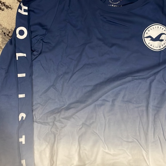 Blue to white ombré long sleeve graphic tee - Picture 3 of 5